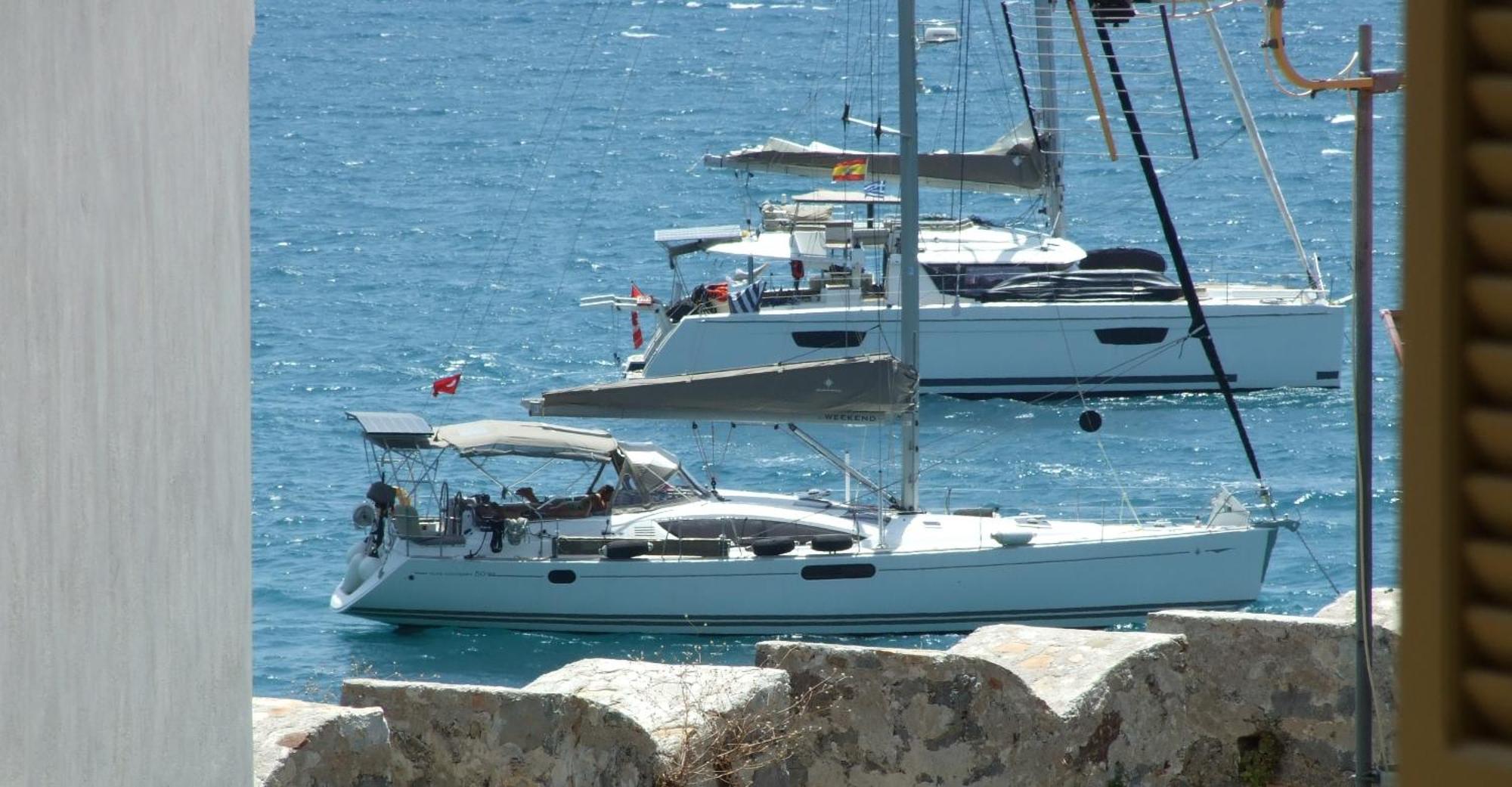 Nafpaktos Apartment And Studios In Port Экстерьер фото