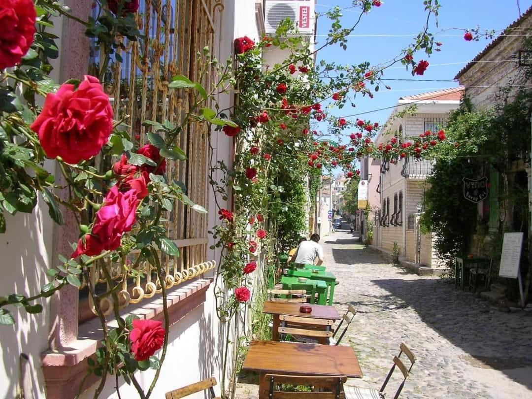 Nafpaktos Apartment And Studios In Port Экстерьер фото