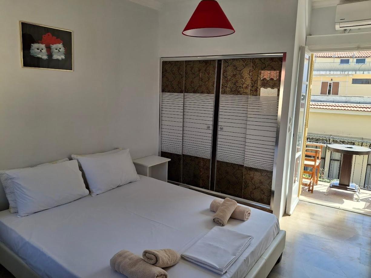 Nafpaktos Apartment And Studios In Port Номер фото